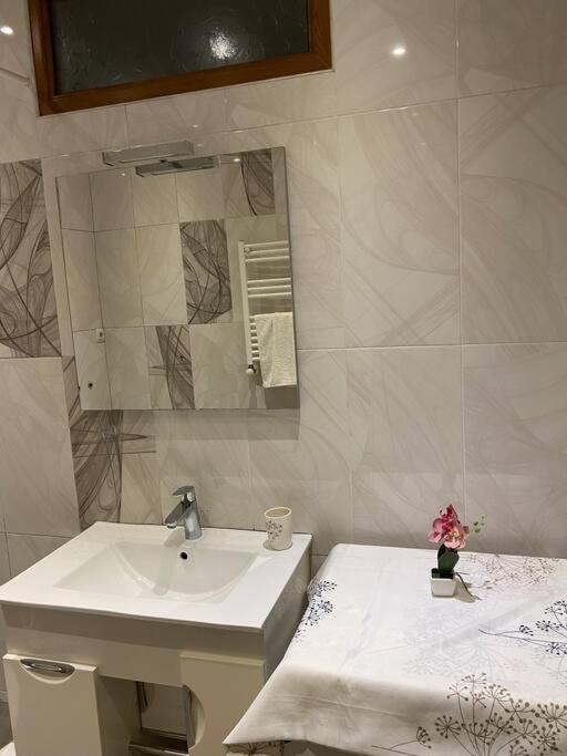 Nice Apartment Soghanlughi Εξωτερικό φωτογραφία